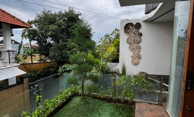 Villa Sewa 3 Kamar Tidur Akses 5 Menit Ke Pantai Sanur