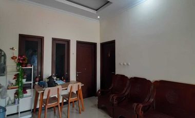 Rumah Siap Huni Cocok Untuk Hunian Dan Kantor Dekat Dengan JCM
