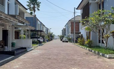 Rumah Siap Huni Cocok Untuk Hunian Dan Kantor Dekat Dengan JCM