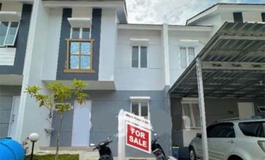 Rumah Cantik Dua Lantai