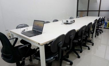 Meeting Room nyaman, tenang, fasilitas lengkap