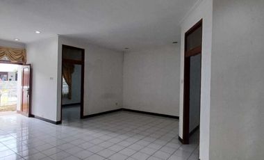 Rumah Nyaman Pusat Kota Cimahi Komplek Nusa Sari