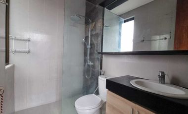 Vila di Sanur 4 Kamar view sawah