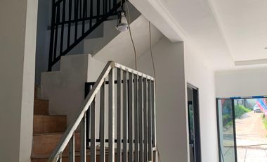 Rumah 2 Lantai Termurah Sejagat Dijual Dicibinong