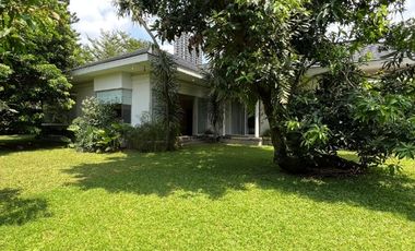 Kemang Ampera Modern Tropical House Halaman Luas Lokasi Strategis