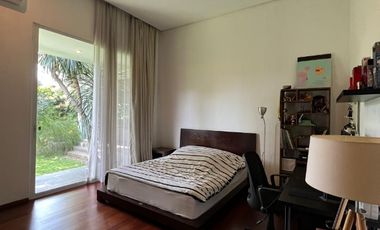 Kemang Ampera Modern Tropical House Halaman Luas Lokasi Strategis