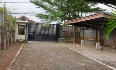 Rumah disewakan  Kampung Utan, Ciputat. Unfurnished.