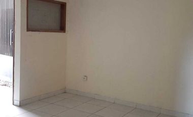 Rumah disewakan  Kampung Utan, Ciputat. Unfurnished.