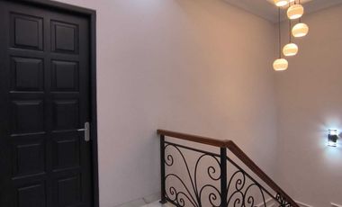 Dijual Murah Rumah Eropa Classic di Pejaten Barat Jakarta Selatan