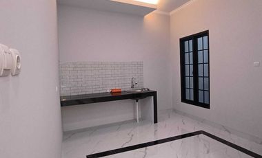 Dijual Murah Rumah Eropa Classic di Pejaten Barat Jakarta Selatan