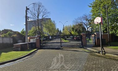 Casa en Venta en a una cuadra de Balmaceda