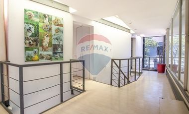 ESPECTACULAR¡¡ PROPIEDAD COMERCIAL PARA NEGOCIO.