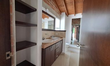 ARRIENDO de CASAS en ItaguÃ­