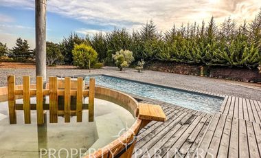 Tunquen, Maravillosa y Moderna casa con Tinaja en Campomar.