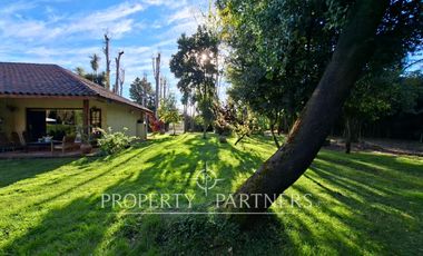 Casa patronal en exclusivo sector