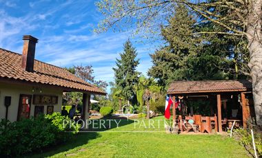 Casa patronal en exclusivo sector