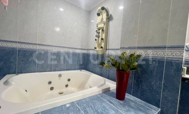 SE ALQUILA CASA EN CONDOMINIO CIUDAD JARDIN JOCKEY CLUB