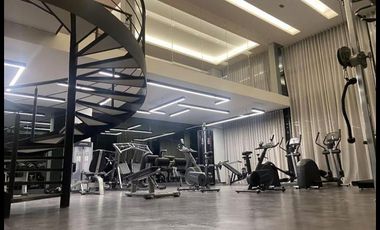 Jardines del Pedregal, Residencia de lujo con Casa Club