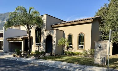 Casa en Renta en Sierra Alta, Carretera Nacional. MTY