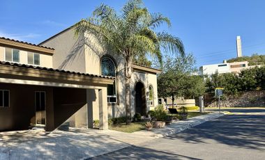 Casa en Renta en Sierra Alta, Carretera Nacional. MTY