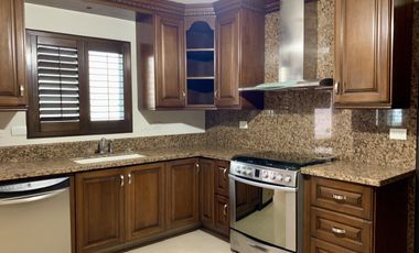 Casa en Renta en Sierra Alta, Carretera Nacional. MTY