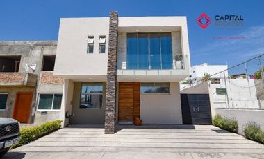 Casa en Venta Coto NATUREZZA, Bosques de Santa Anita, Zona Sur