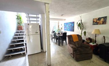 CASA EN VENTA CON SEGURIDAD EN AMPLIACIÓN DE VISTA HERMOSA, TLALNEPANTLA DE BAZ
