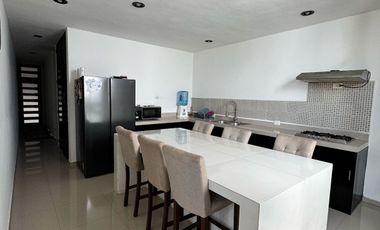 CASA EN VENTA DE 6 RECÁMARAS EN MOTUL, YUCATÁN