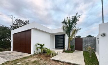 CASA EN VENTA DE 6 RECÁMARAS EN MOTUL, YUCATÁN
