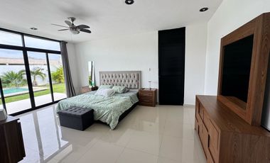 CASA EN VENTA DE 6 RECÁMARAS EN MOTUL, YUCATÁN