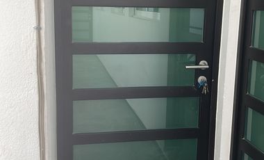 Se vende edificio seminuevo para terminar en Pedregal de Santa Ursula