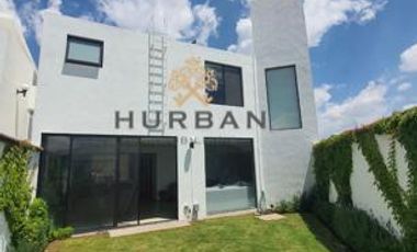 HURBAN VENDE casa en fraccionamiento al norte de Aguascalientes.