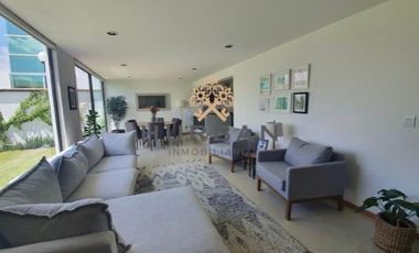 HURBAN VENDE casa en fraccionamiento al norte de Aguascalientes.