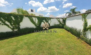 HURBAN VENDE casa en fraccionamiento al norte de Aguascalientes.