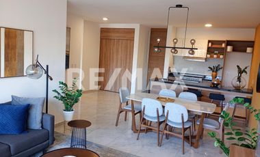 Renta departamento en  Firenze  3 recámaras
