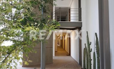 Renta departamento en  Firenze  3 recámaras