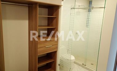 Renta departamento en  Firenze  3 recámaras