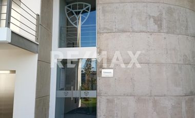 Renta departamento en  Firenze  3 recámaras