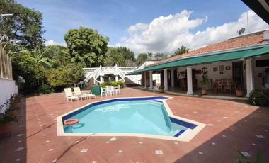 ARRIENDO DE CASA LUXURY EN CONDOMINIO MIRAMONTES, ALTOS DE CIUDAD JARDÍN CALI