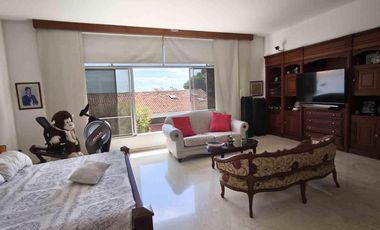 ARRIENDO DE CASA LUXURY EN CONDOMINIO MIRAMONTES, ALTOS DE CIUDAD JARDÍN CALI