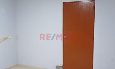 Venta De Casa En Chorrillos Con 6 Departamentos + Azotea