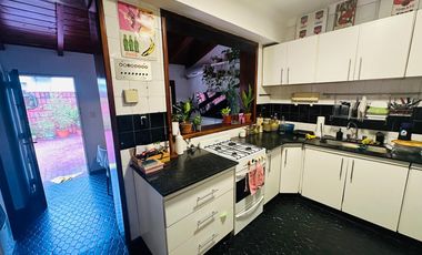 Casa con patio en Vicente Lopez