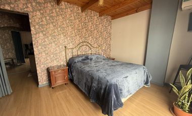 Venta - Casa de 4 dormitorios en Zona Centro - C107