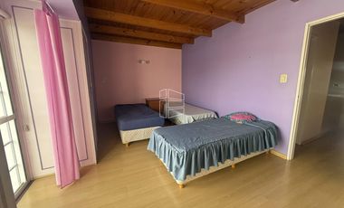 Venta - Casa de 4 dormitorios en Zona Centro - C107