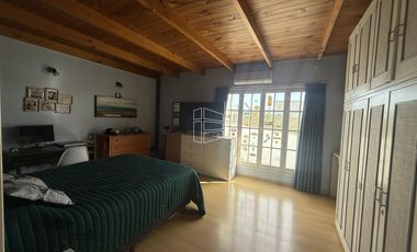 Venta - Casa de 4 dormitorios en Zona Centro - C107