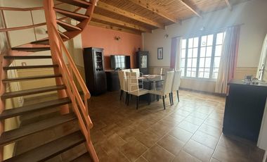 Venta - Casa de 4 dormitorios en Zona Centro - C107