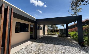 Venta de Casa en Unidad Cerrada La Ceja Cerca Zona Urbana