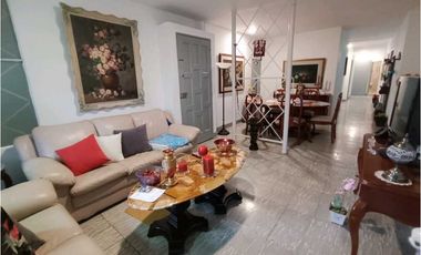 Vendo en Belén Miravalle segundo piso