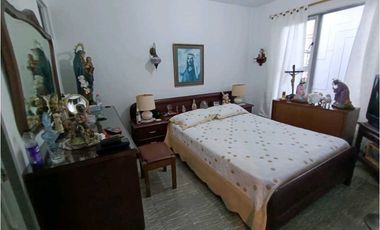 Vendo en Belén Miravalle segundo piso