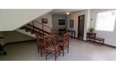 Vendo finca Girardota con 7 alcobas